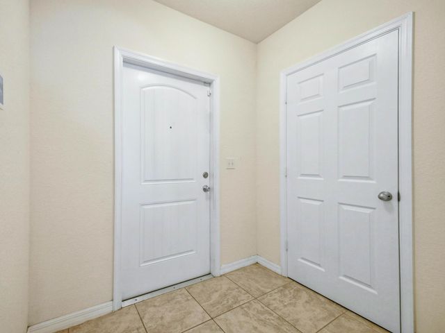 113 SE 3rd Avenue, Boynton Beach, FL 33435
