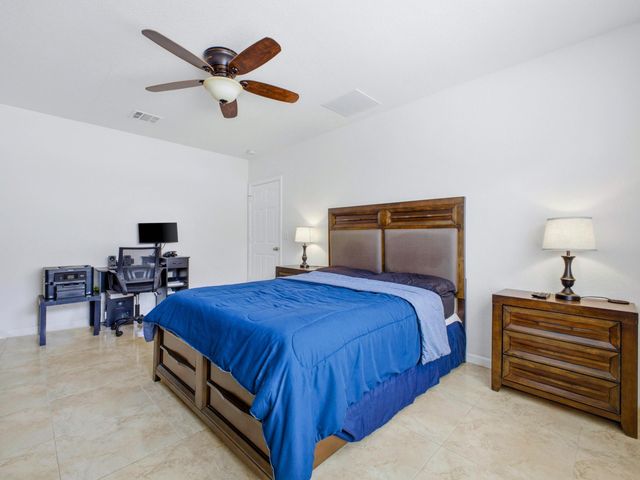 113 SE 3rd Avenue, Boynton Beach, FL 33435