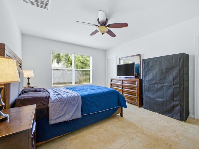 113 SE 3rd Avenue, Boynton Beach, FL 33435