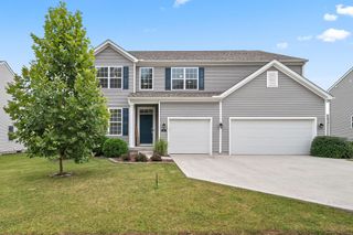 186 Mannaseh Drive W, Granville, OH 43023