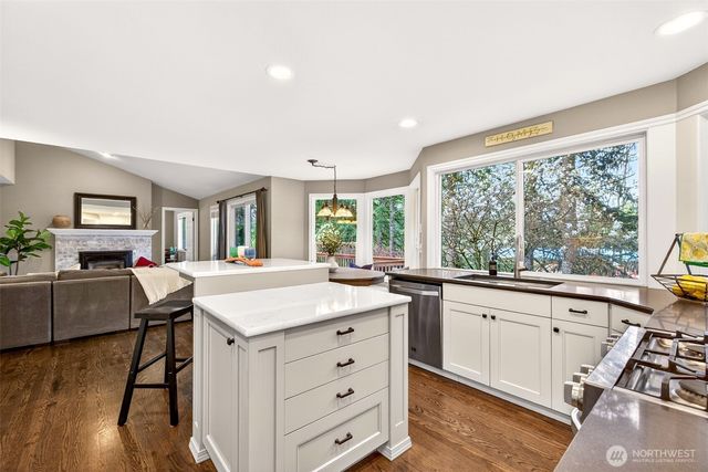14151 174th Place NE, Redmond, WA 98052