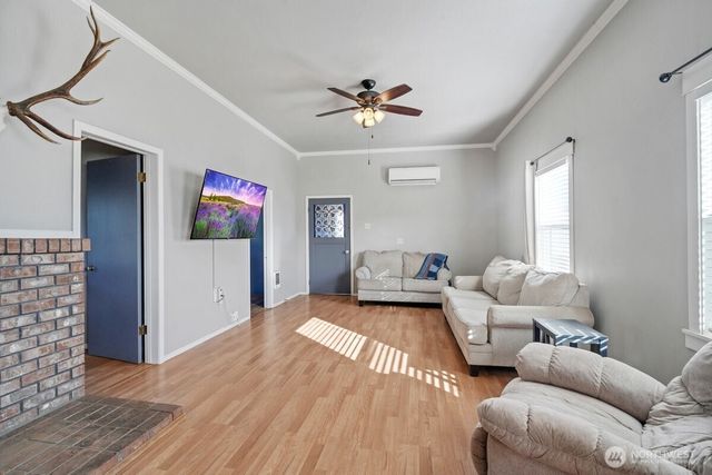 110 Fowler Road, Doty, WA 98539