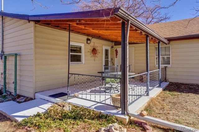 221 E 8th Street, Walsenburg, CO 81089