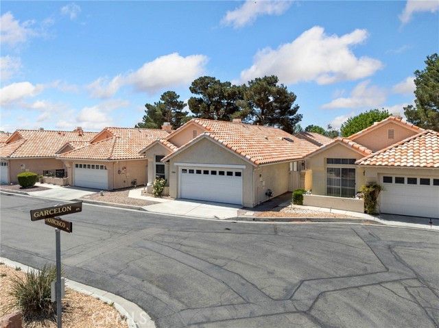 11554 Francisco Place, Apple Valley, CA 92308