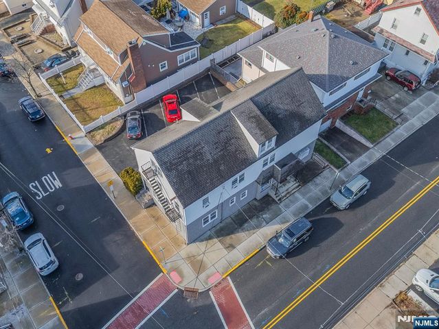 781 2nd Street, Secaucus, NJ 07094