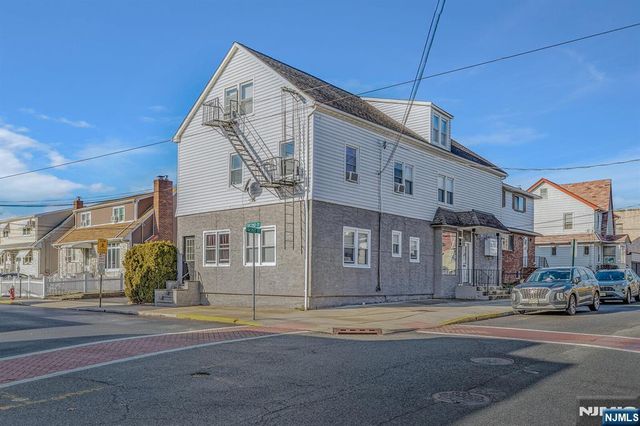 781 2nd Street, Secaucus, NJ 07094
