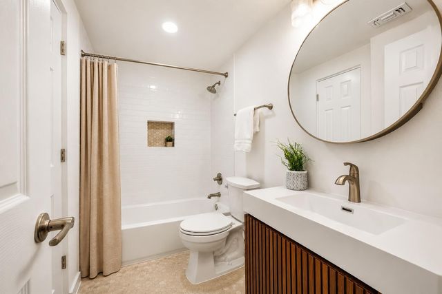 3903 Seiders Ave 202, Austin, TX 78756