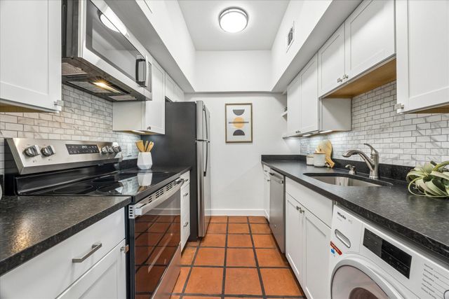 3903 Seiders Ave 202, Austin, TX 78756