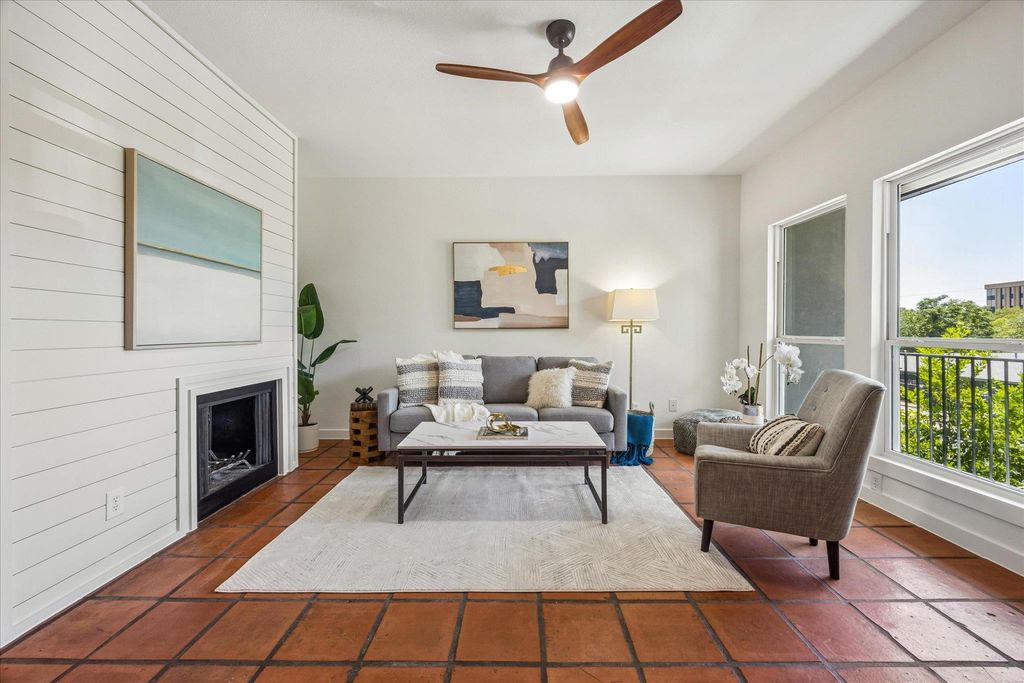3903 Seiders Ave 202, Austin, TX 78756