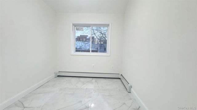 104-49 49th Ave, Corona, NY 11368