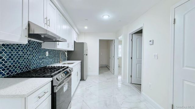 104-49 49th Ave, Corona, NY 11368