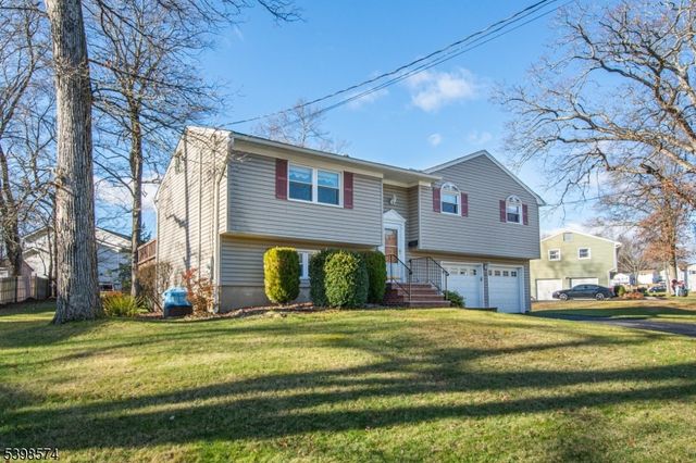 50 Henry St, Roxbury Twp., NJ 07876