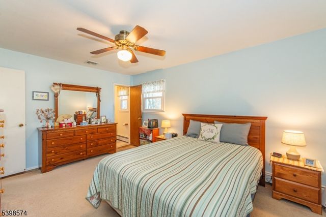 50 Henry St, Roxbury Twp., NJ 07876