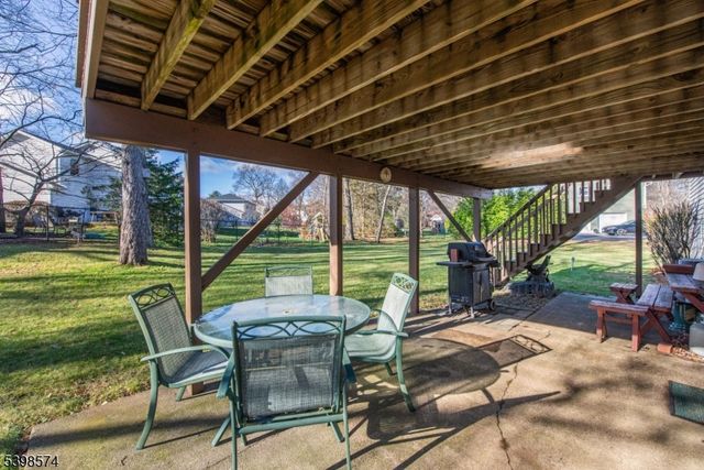 50 Henry St, Roxbury Twp., NJ 07876