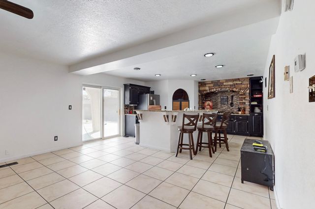 3008 Corona Drive NW, Albuquerque, NM 87120