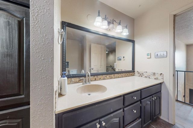 3008 Corona Drive NW, Albuquerque, NM 87120