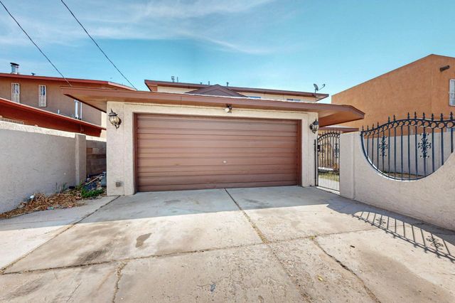 3008 Corona Drive NW, Albuquerque, NM 87120