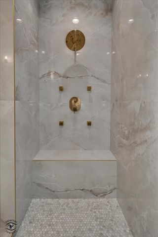 8893 Buffington Breakwater Drive, Frankfort, IL 60423