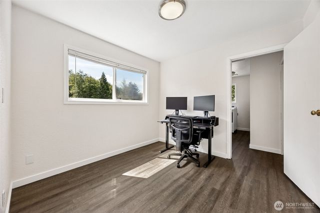 12204 Woodland Avenue E, Puyallup, WA 98373