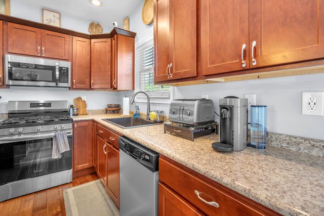713 Ironwood Street NW, Demotte, IN 46310