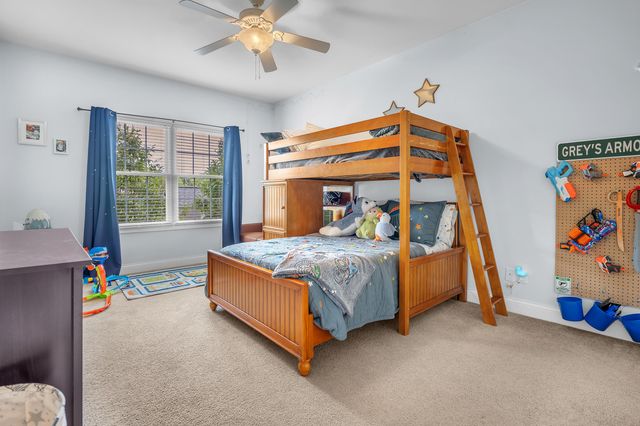 713 Ironwood Street NW, Demotte, IN 46310