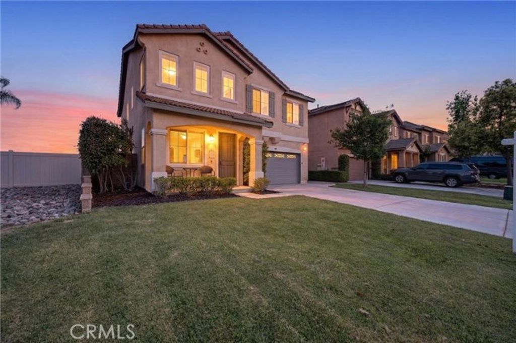 38430 Magdelena Street, Murrieta, CA 92563