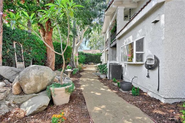 2245 Smoke Tree Lane, Ontario, CA 91762