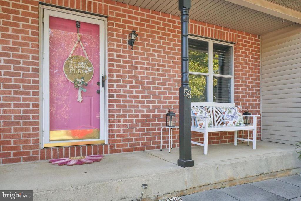 58 TIFFANY LN, Lebanon, PA 17046