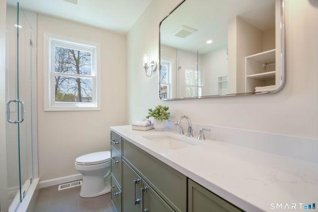 27 Brookdale Road, Fairfield, CT 06824