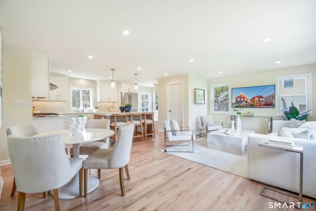 27 Brookdale Road, Fairfield, CT 06824