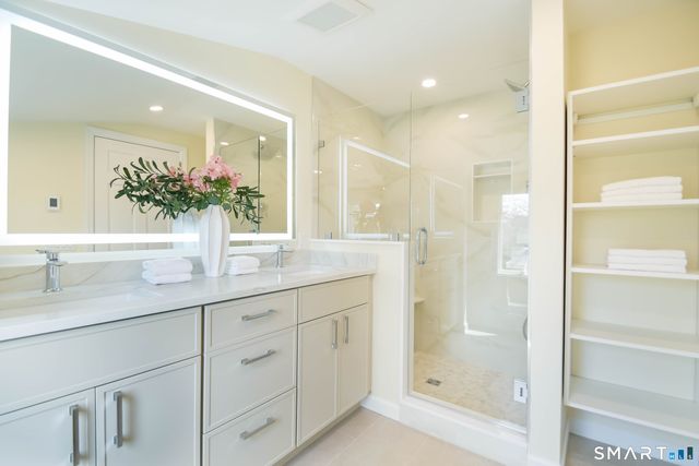 27 Brookdale Road, Fairfield, CT 06824