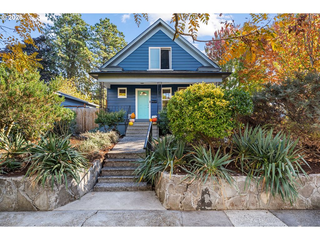 5806 N MARYLAND Ave, Portland, OR 97217