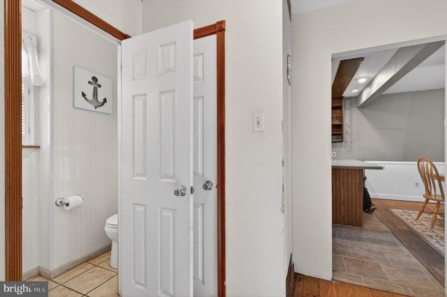 106 LAKESIDE DR, Glassboro, NJ 08028