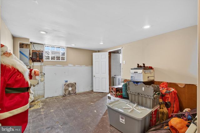 106 LAKESIDE DR, Glassboro, NJ 08028