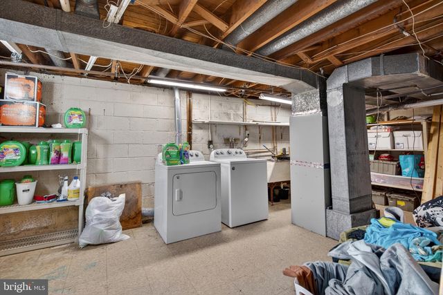 106 LAKESIDE DR, Glassboro, NJ 08028