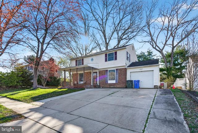 106 LAKESIDE DR, Glassboro, NJ 08028