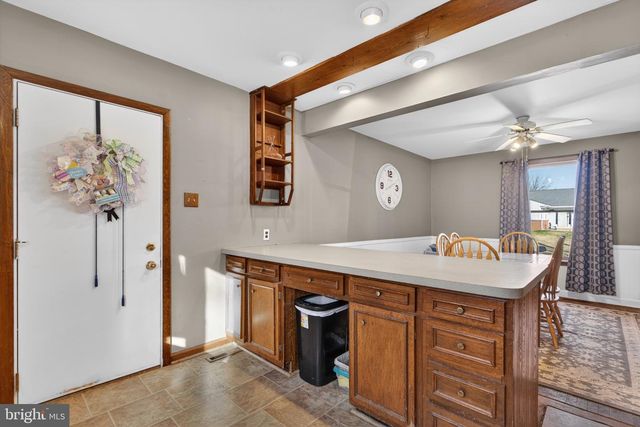 106 LAKESIDE DR, Glassboro, NJ 08028