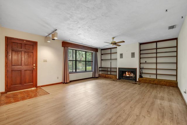 2104 Alton Road, Tallahassee, FL 32303