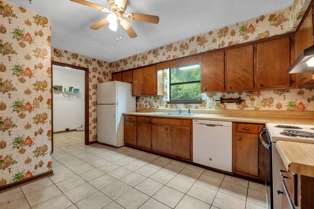 2104 Alton Road, Tallahassee, FL 32303