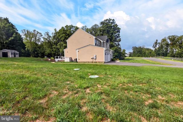 99 BLACK HAWK DR, Stafford, VA 22554