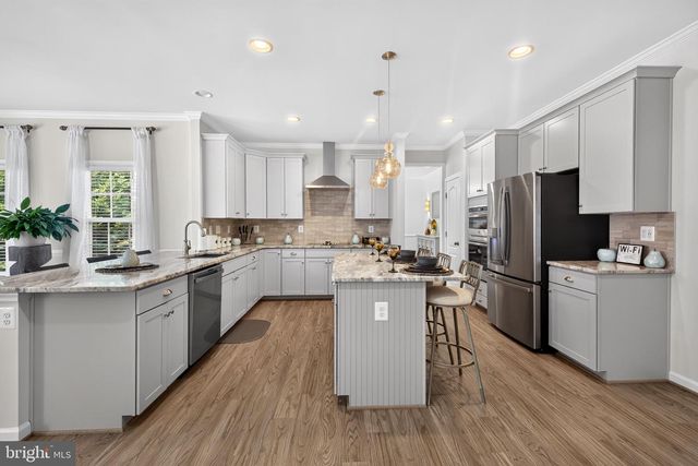 99 BLACK HAWK DR, Stafford, VA 22554