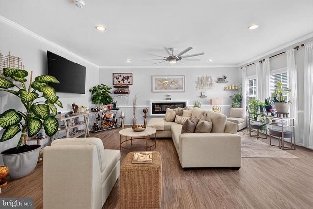 99 BLACK HAWK DR, Stafford, VA 22554