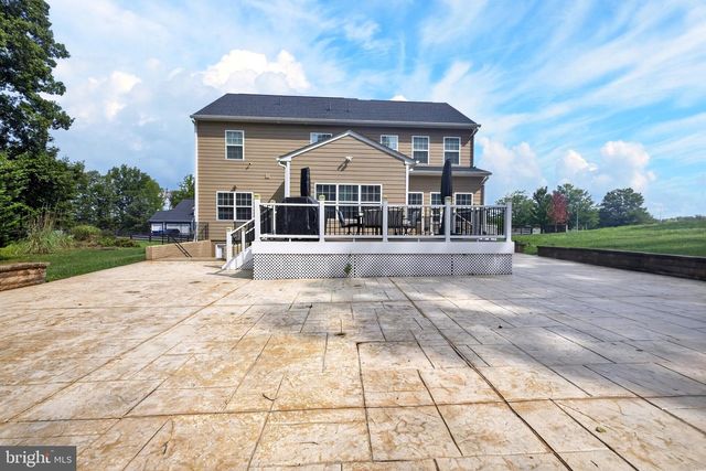 99 BLACK HAWK DR, Stafford, VA 22554
