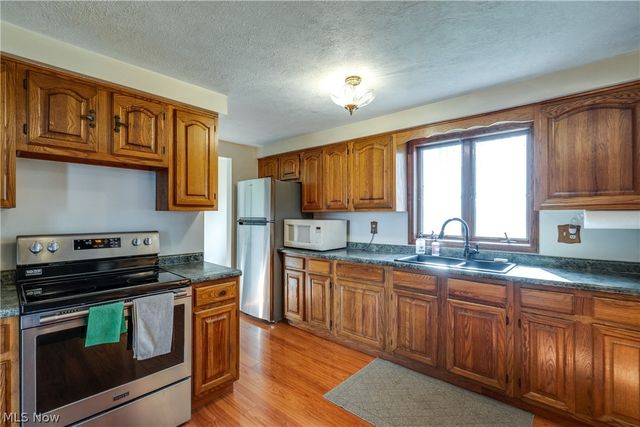3001 Ben Fulton Avenue NW, North Lawrence, OH 44666