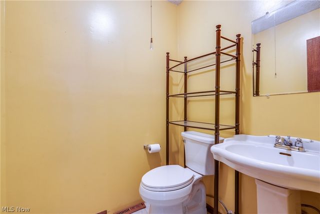 3001 Ben Fulton Avenue NW, North Lawrence, OH 44666