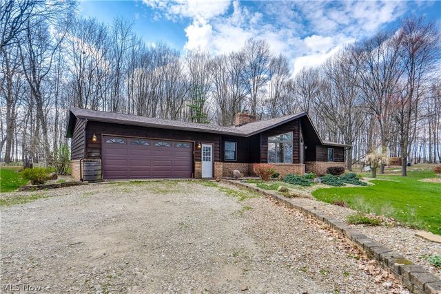 3001 Ben Fulton Avenue NW, North Lawrence, OH 44666