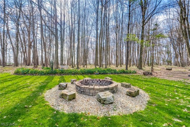 3001 Ben Fulton Avenue NW, North Lawrence, OH 44666