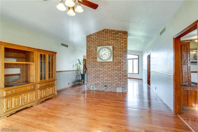3001 Ben Fulton Avenue NW, North Lawrence, OH 44666