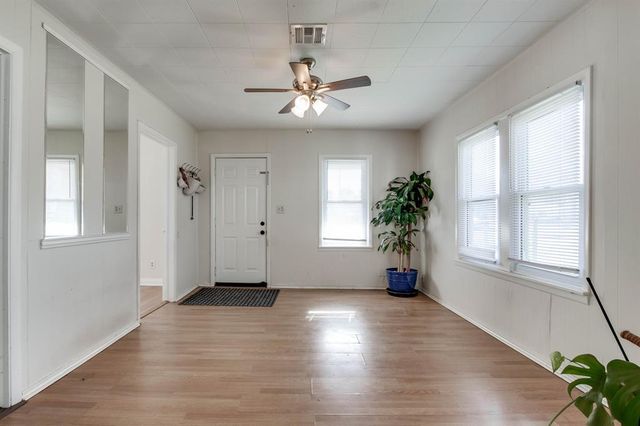 1416 E 9th Street, Shawnee, OK 74801