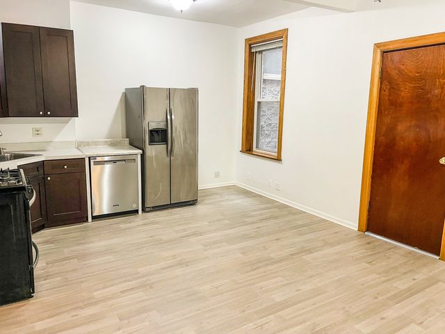 2152 W Division Street 2R, Chicago, IL 60622